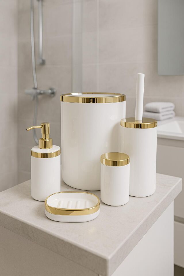 Gold Detaylı Lüks Plastik 5 Parça Tuvalet Banyo Seti